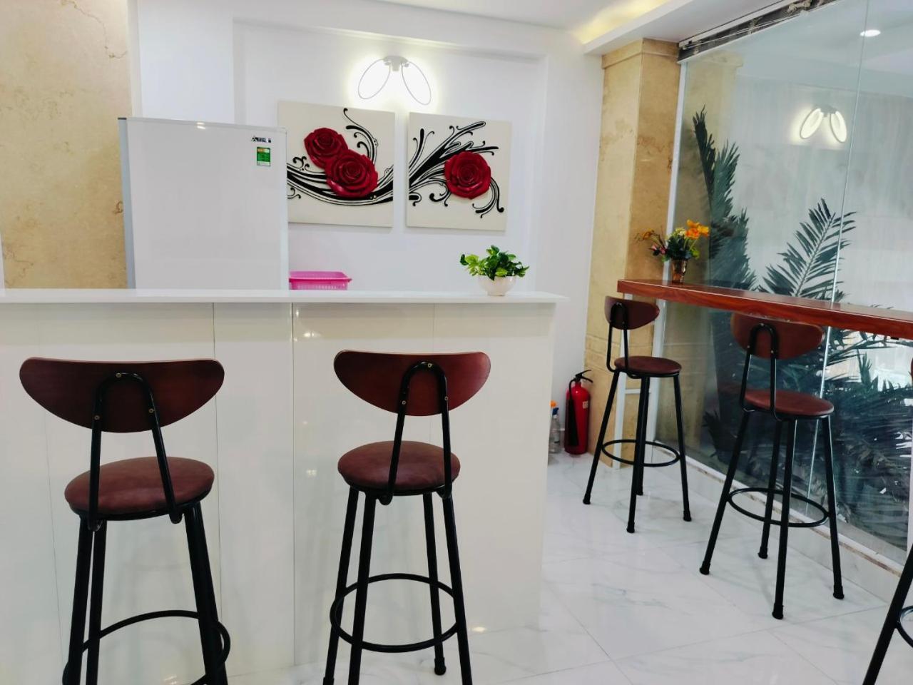 Adventure Hotel Хошимин Экстерьер фото